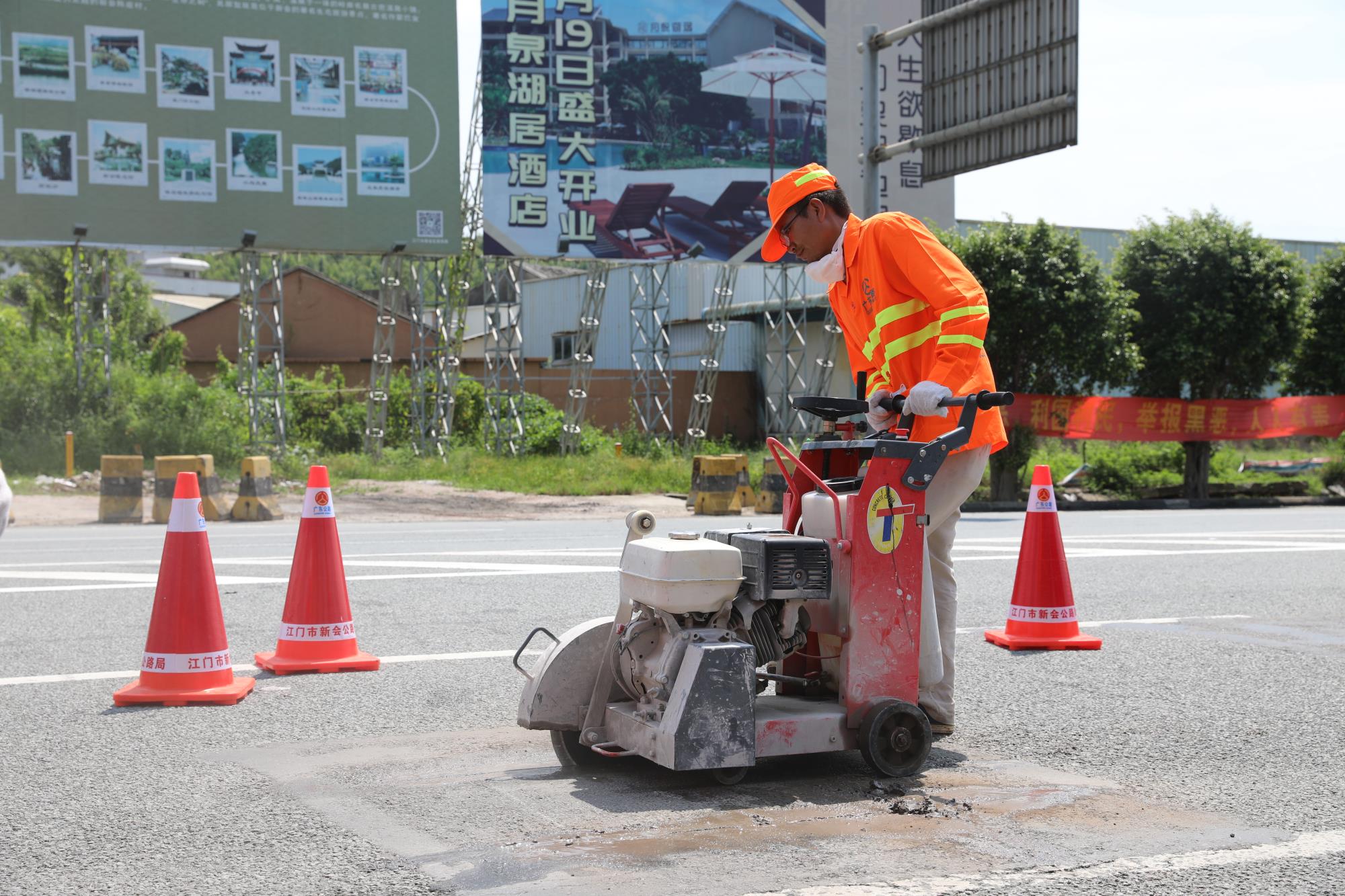 微信图片_20190819152056小.jpg